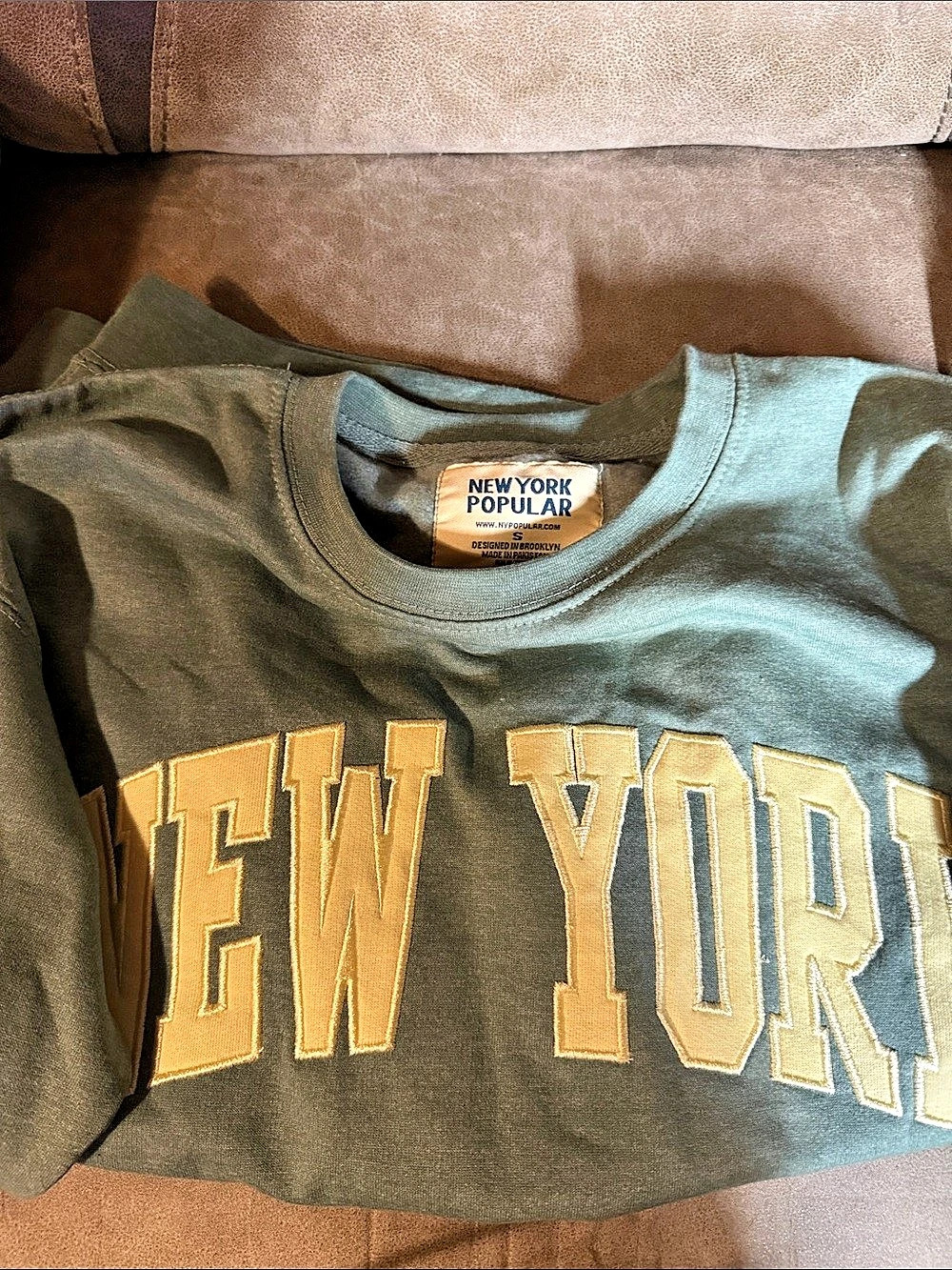 New York Popular Small Men’s or Women’s Crewneck Sweatshirt Green
